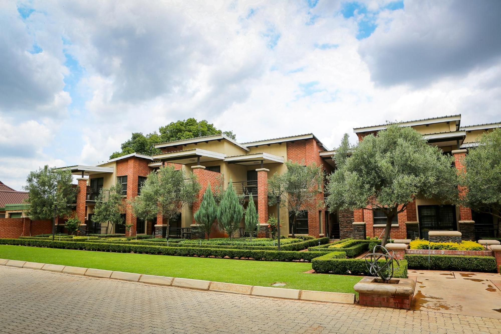 Scott'S Manor Guesthouse Function And Conference Venue Lichtenburg Екстериор снимка