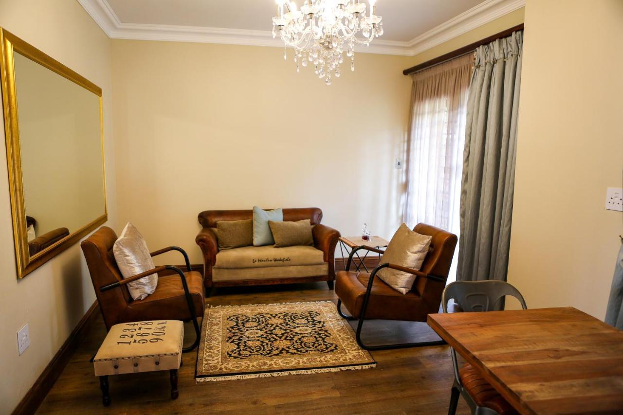 Scott'S Manor Guesthouse Function And Conference Venue Lichtenburg Екстериор снимка